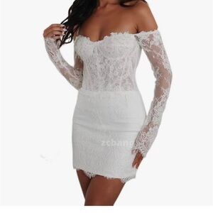 Chic Off-Shoulder Lace Dress in White